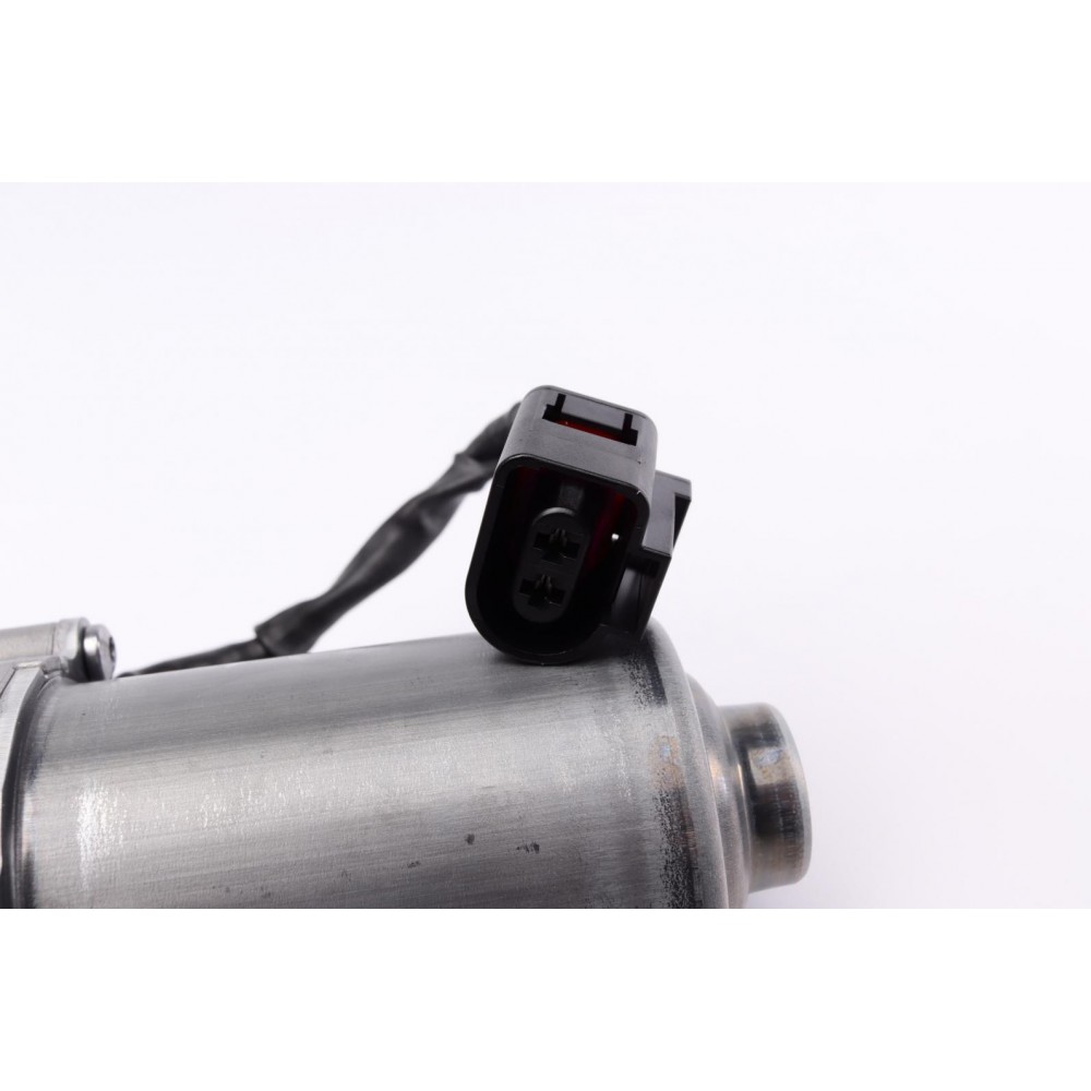 Насос масляний муфти дифференціала (Haldex) Volvo S60/V70/XC60-XC90/S80 13-