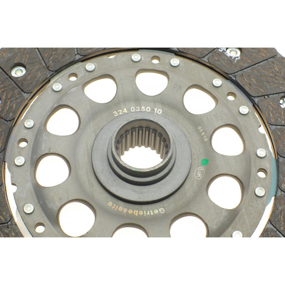 Комплект зчеплення BMW 3 (E46)/X3 (E83) 00-06 (d=240mm) (+вижимний) M54/M47