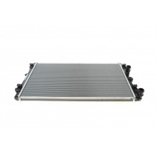Радіатор охолодження Audi A1/Skoda Fabia/VW Polo 1.4-2.0D 09- (388x652x26)
