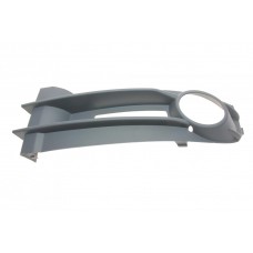 Вставка бампера (під протитуманку) VW Caddy III 04-15 (L)