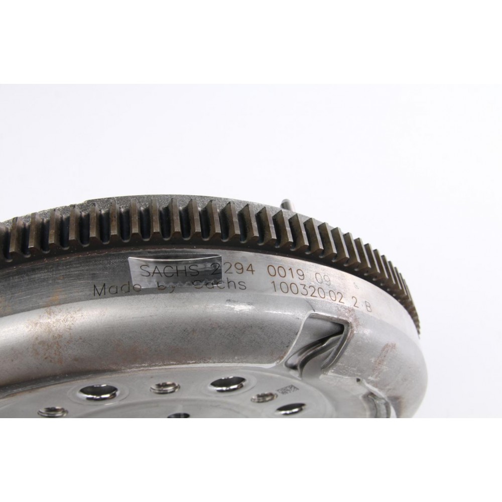 Демпфер зчеплення VW Passat 1.8 TSI 15- 132kw, CJSA, CJSC