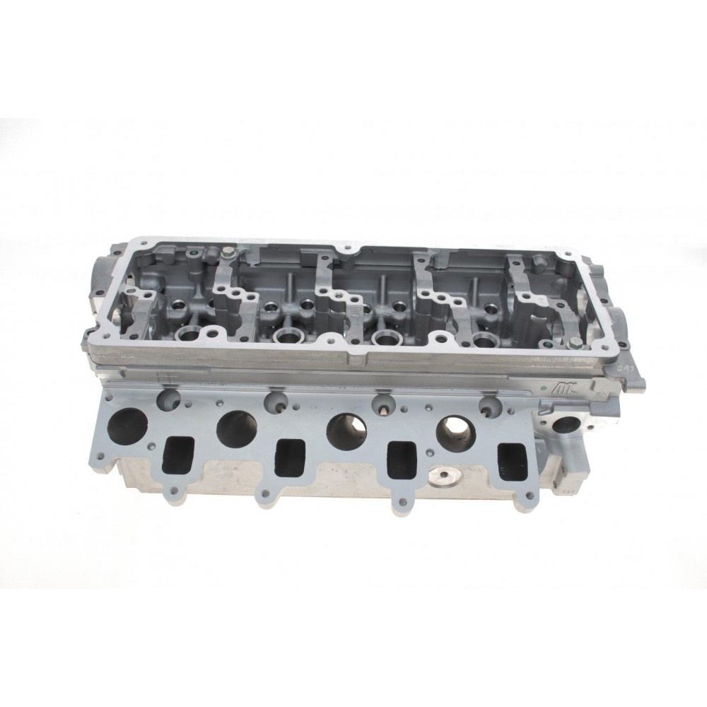 Головка блоку циліндрів VW Crafter 30-35/30-50 2.0 TDI 11-16