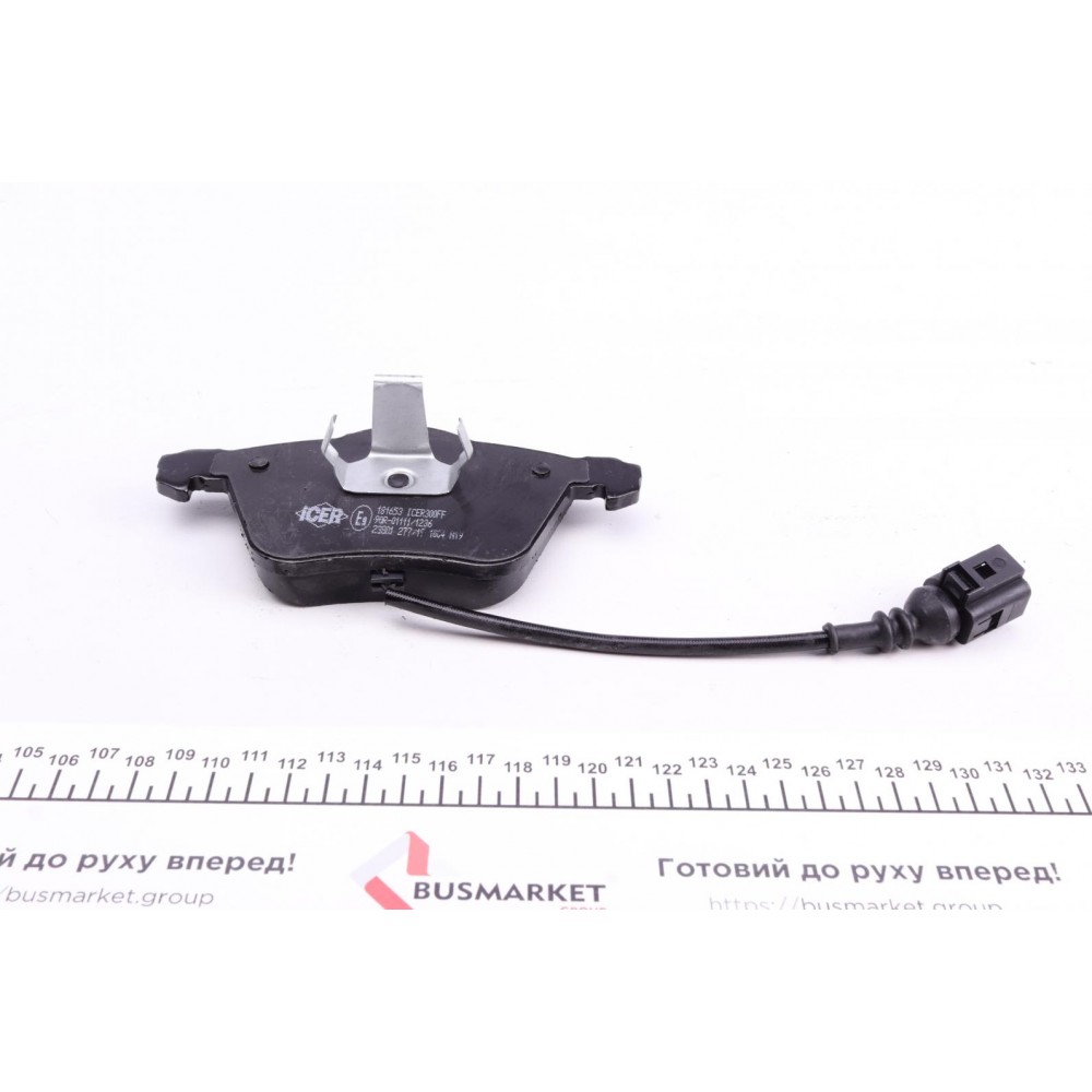 Колодки гальмівні (передні) Audi A3/TT/Skoda SuperB/VW Passat B6/B7/Golf IV-VI 02-15 (+датчик)