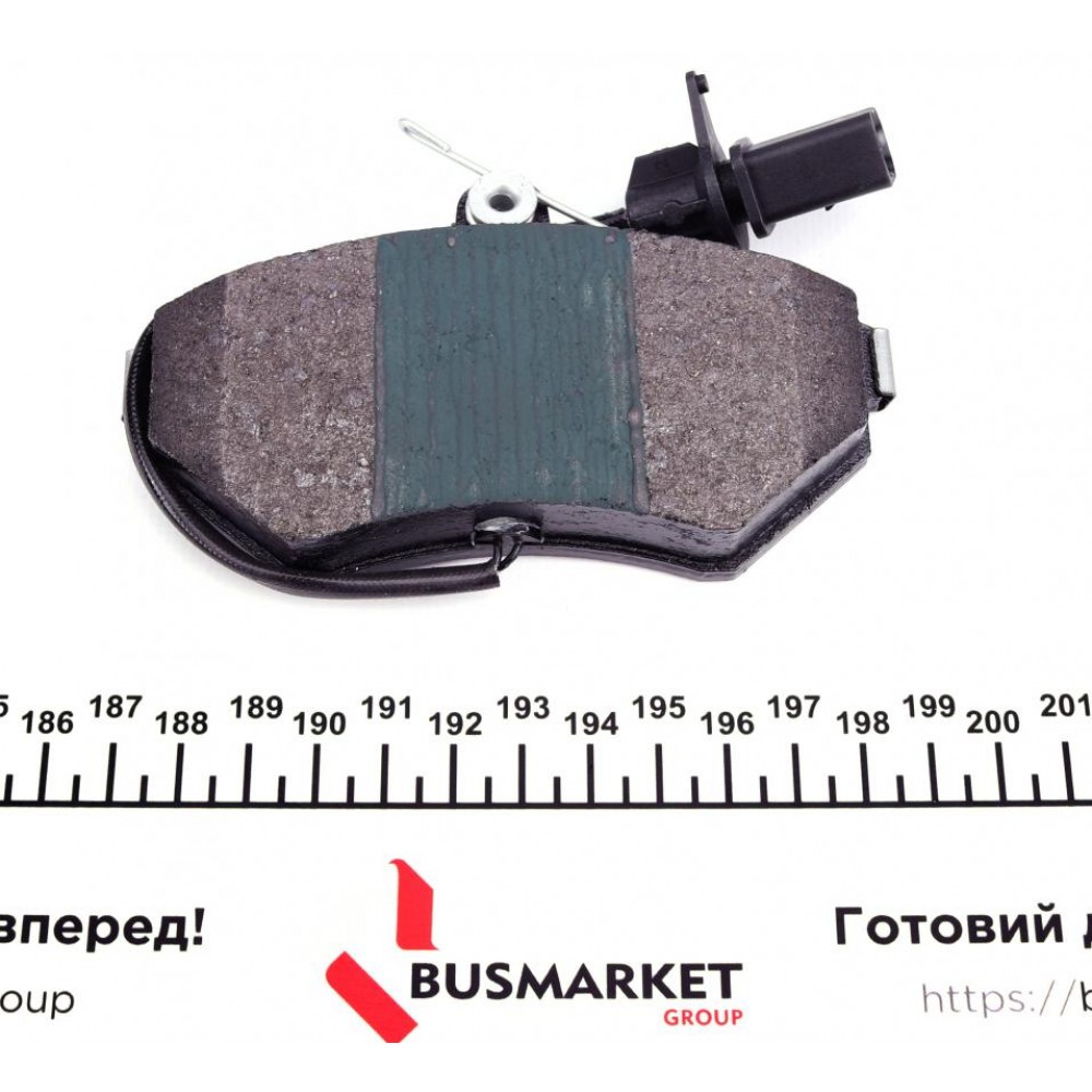 Колодки гальмівні (передні) Audi A4 94-01/VW Passat 96-00 (з датчиком)