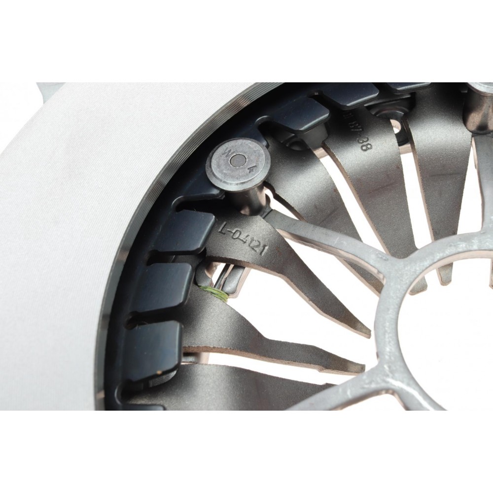 Комплект зчеплення Citroen C4/Peugeot 3008/508 2.0 HDi 09-18 (d=240mm)