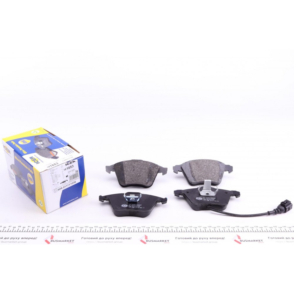 Колодки гальмівні (передні) Audi A3/TT/Skoda SuperB/VW Passat B6/B7/Golf IV-VI 02-15 (+датчик)