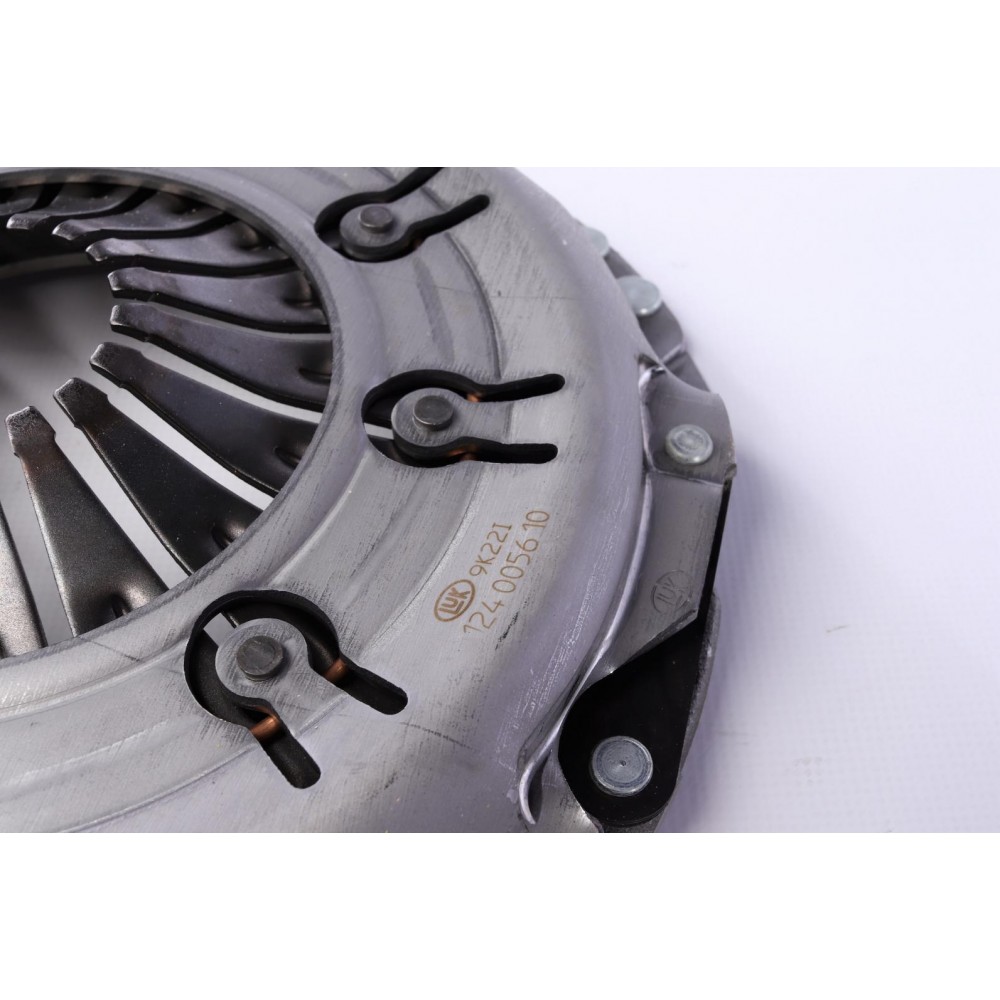 Комплект зчеплення Audi 100/A6 -95 (d=228mm) (+вижимний)