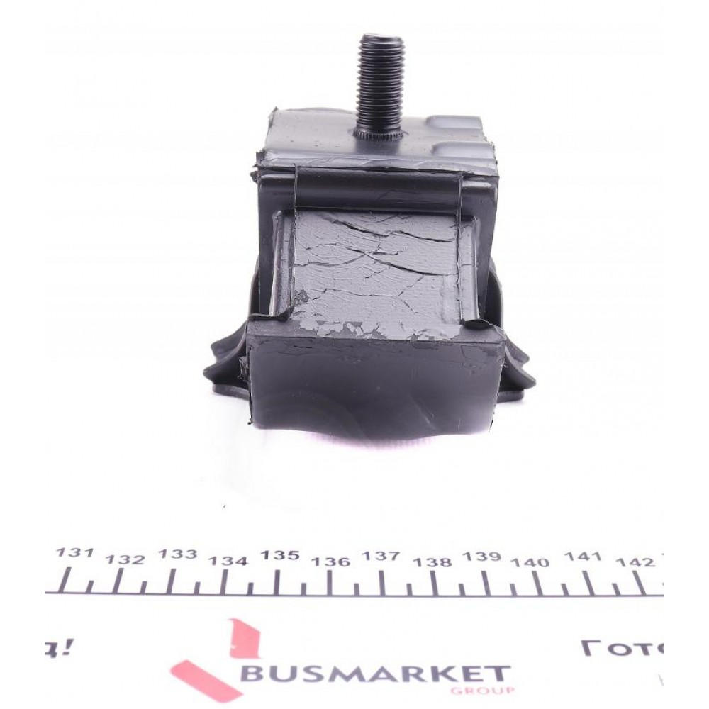 Подушка АКПП MB E-class (W124) -96