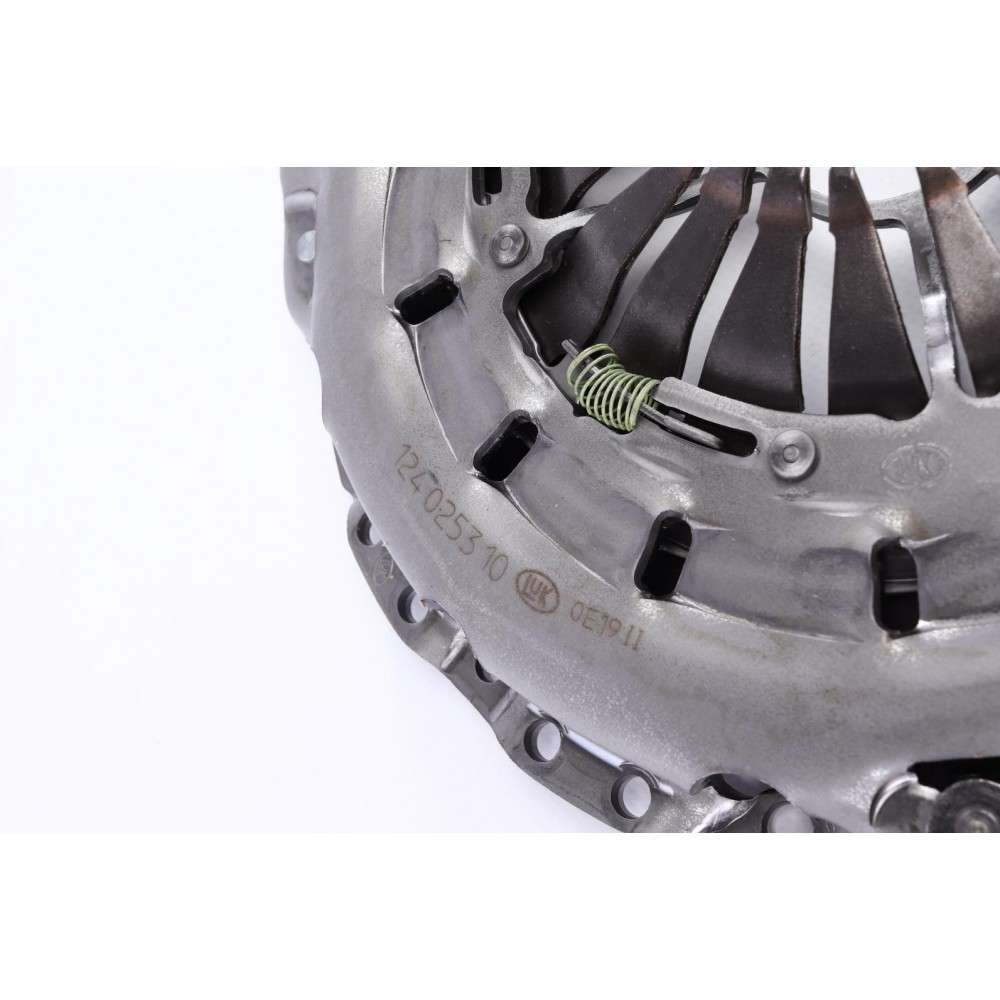 Комплект зчеплення MB Vito (W638) 2.2CDI/2,0/2,3/2,8, 96-03 (d=240mm), OM611/M104/M111