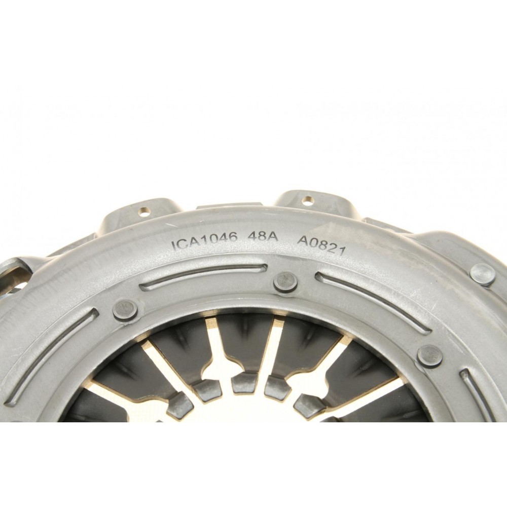 Комплект зчеплення BMW 3 (F30/F80) 12-19 (d=240mm) (+вижимний) B47/N47