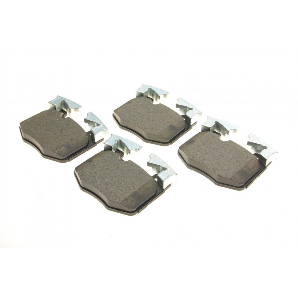 Колодки гальмівні (передні) BMW 3 (G20) 18-/5 (G30/F90)/7 (G11/G12) 15- (Brembo)