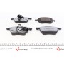 Колодки гальмівні (передні) Audi A4/A6 95-/VW Passat 00-05- (з датчиками)(з низьким продукуванням пилу)
