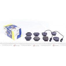 Колодки гальмівні (передні) Audi A4 97-01/A6 97-05/VW Passat B5 00-05/Phaeton 02-08 (+датчики)