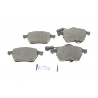 Колодки гальмівні (передні) Audi 100 90-94/Audi A6 94-97 (+датчики)