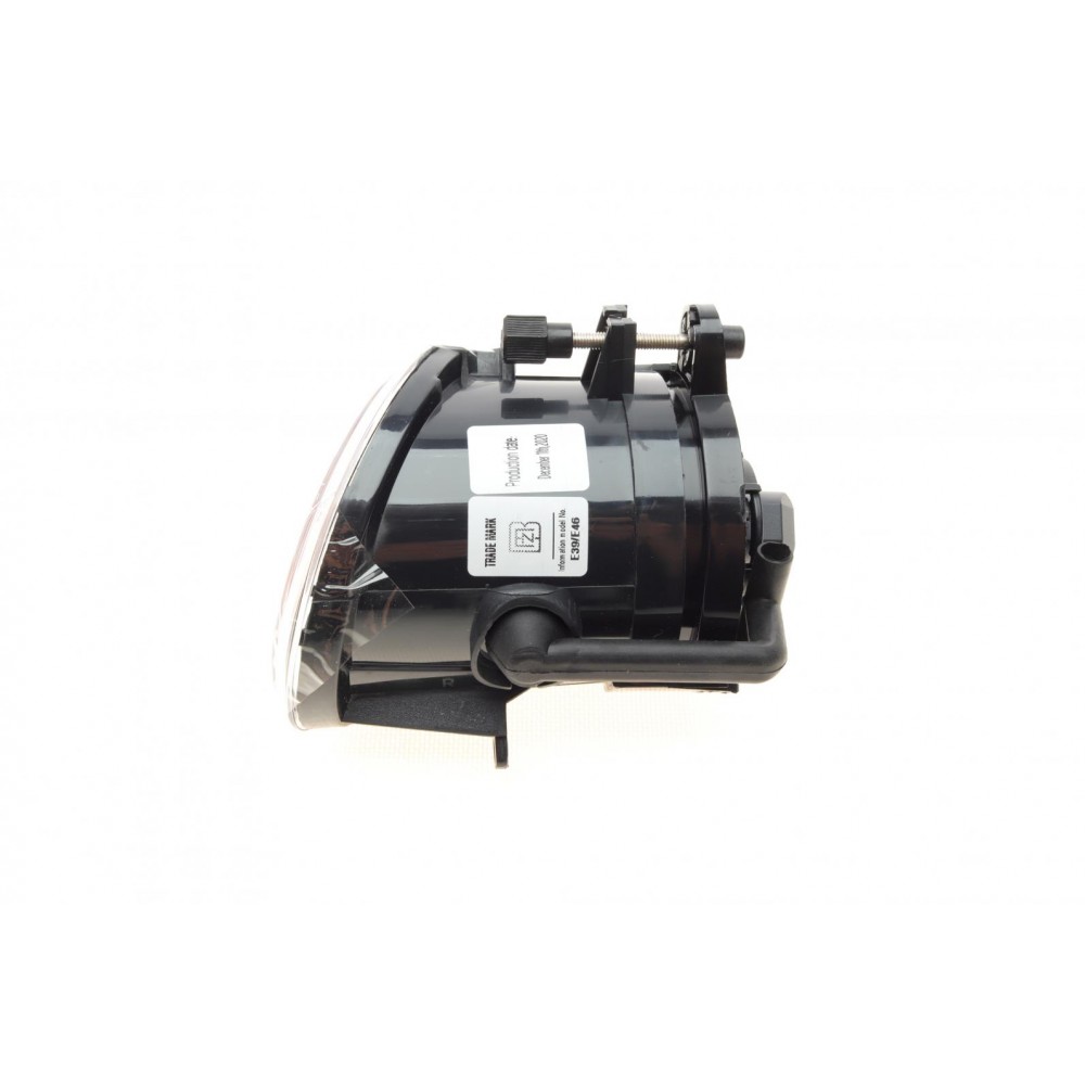 Фара протитуманна BMW 3 (E46) 01-05/5 (E39) 00-03 (R)
