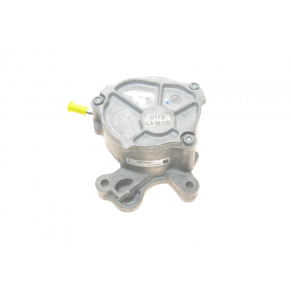 Насос вакуумний Citroen C4/C5/C8/Jumpy/Peugeot 307/308/508/Expert 2.0 HDi 03-