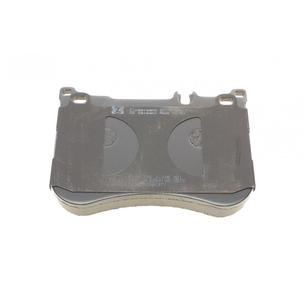 Колодки гальмівні (передні) MB E-class (W213/S213/C238)/ S-class (W222/C217) 13- (Brembo)