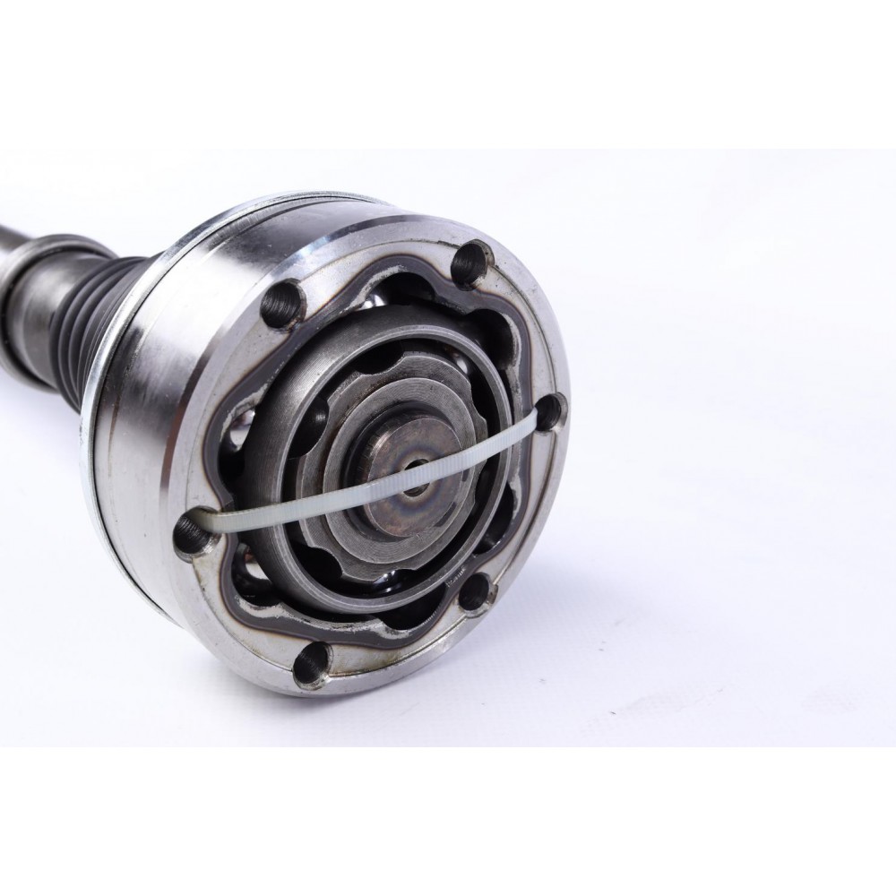Піввісь (передня) VW Golf/Skoda Octavia 09- (R) (36x814)