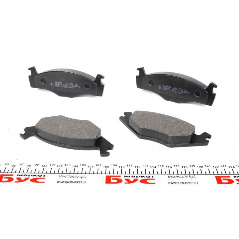 Колодки гальмівні (передні) VW Golf/Jetta 83-91 (137.7x19.7x48.6)