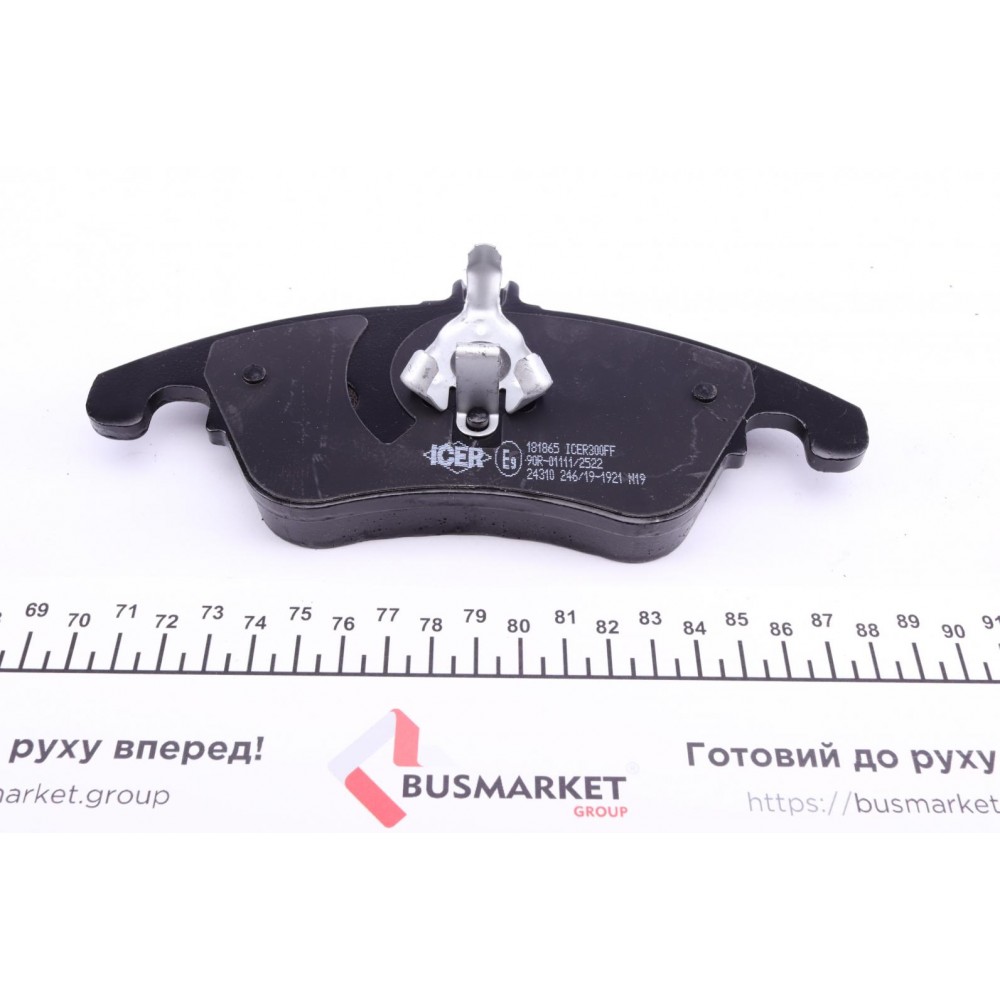 Колодки гальмівні (передні) MB C-class (W204/C205) 07-/E-class (W212/C207) 09-16/SLK (R172)/CLS 11-