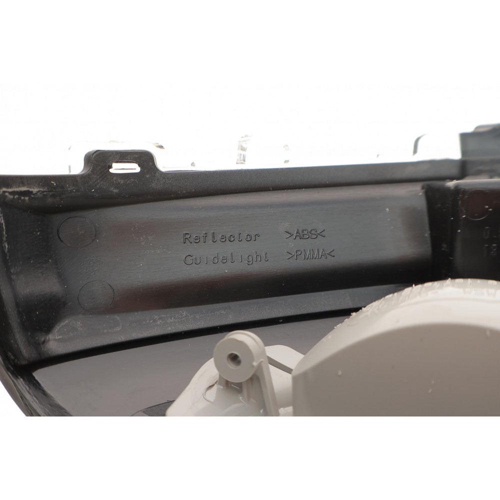 Повторювач повороту на дзеркало VW Tiguan 07-18 (L)