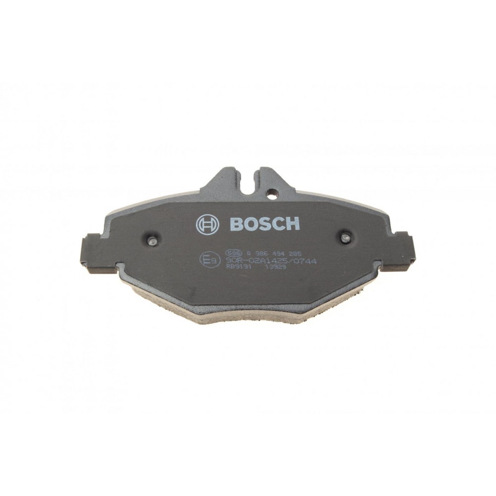 Колодки гальмівні (передні) MB E-class (W211/S211) 02-09 (датчики)