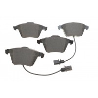 Колодки гальмівні (передні) Audi A4/A6/A8 02- (Teves) Q+ (з датчиками/L=210mm)