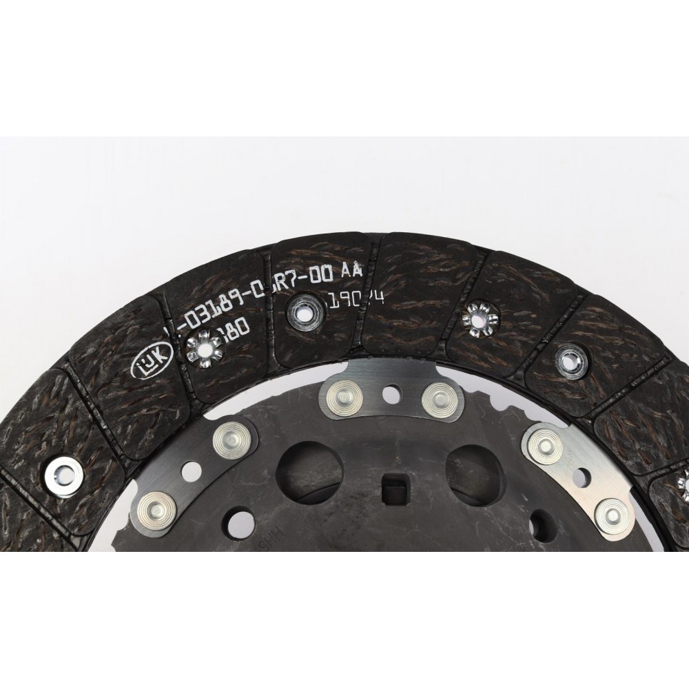 Комплект зчеплення BMW 3 (F30/F80) 12-19 (d=240mm) (+вижимний), B47/N47