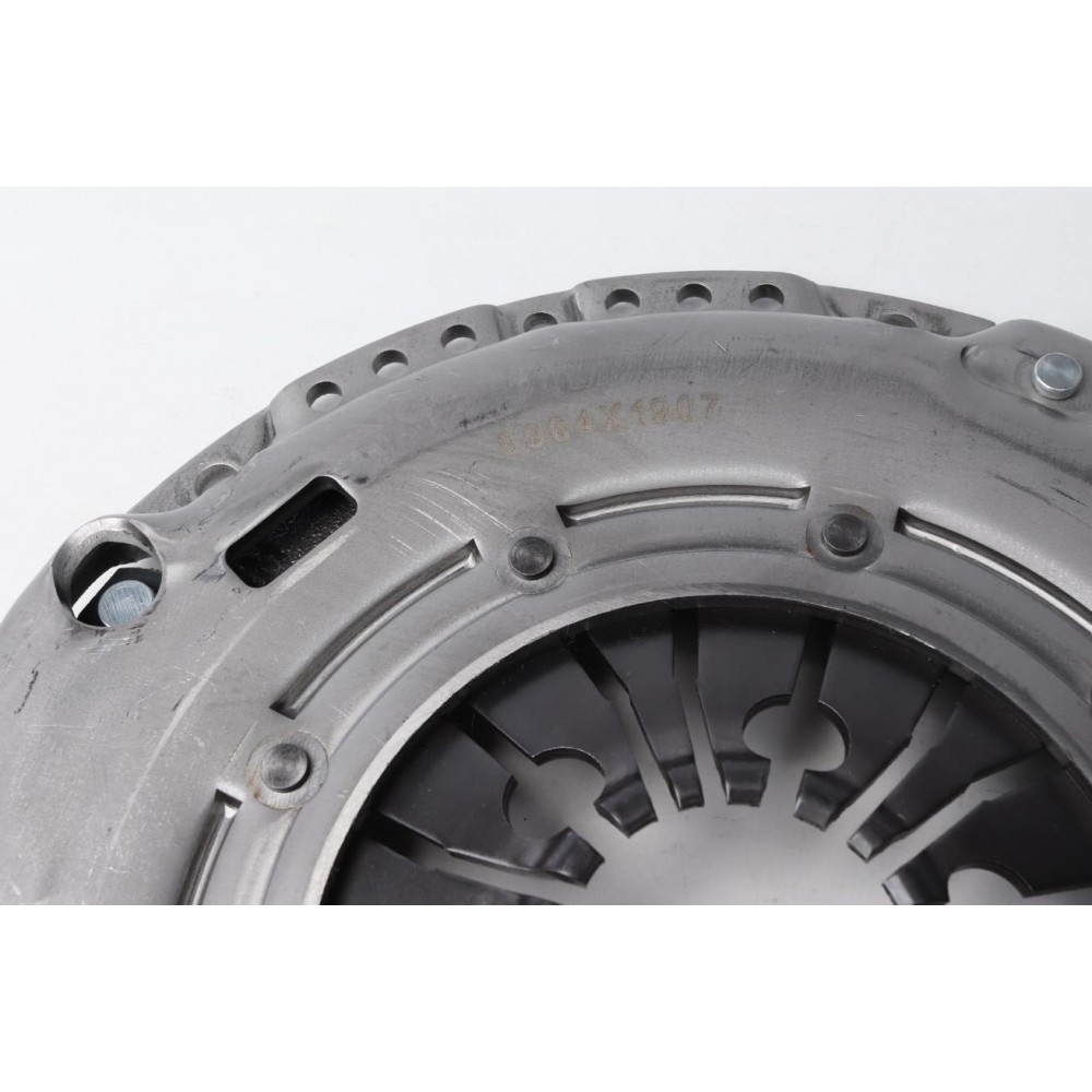 Комплект зчеплення VW Golf/Audi A3/Skoda Octavia 1.9 TDI (d=228mm) (+вижимний)