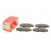 Колодки гальмівні (передні) Toyota Hilux 2.5D 05-15 (Advics)