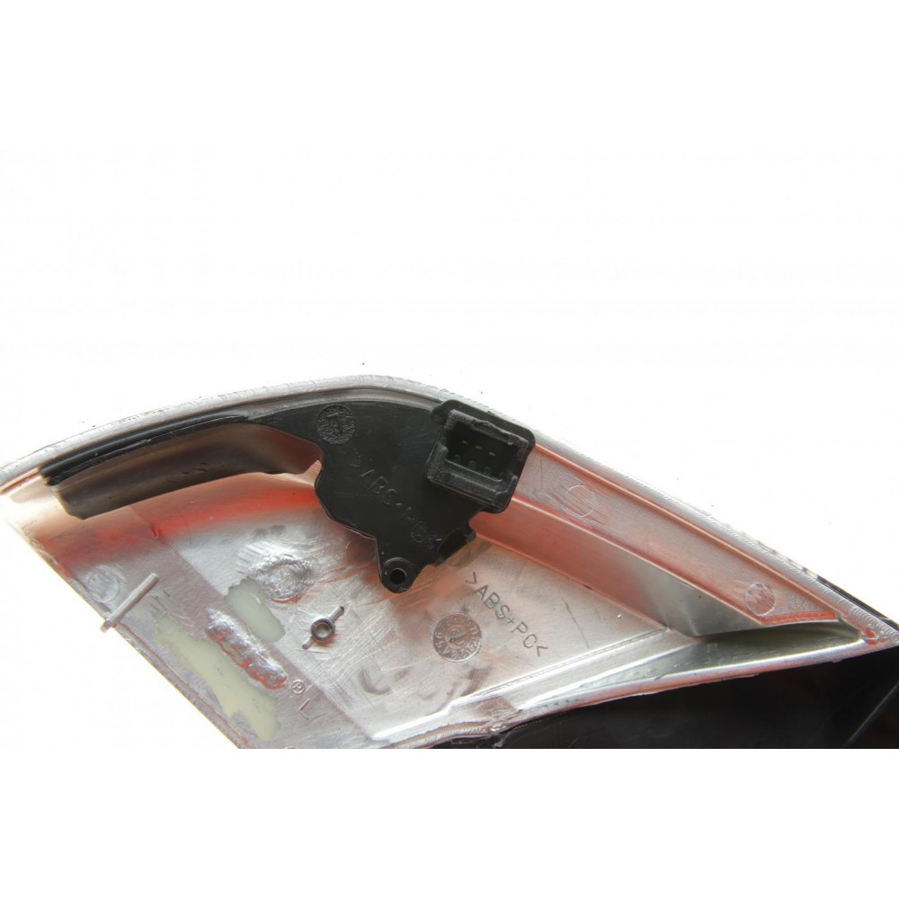 Повторювач повороту на дзеркало Skoda Octavia 04-13 (L)