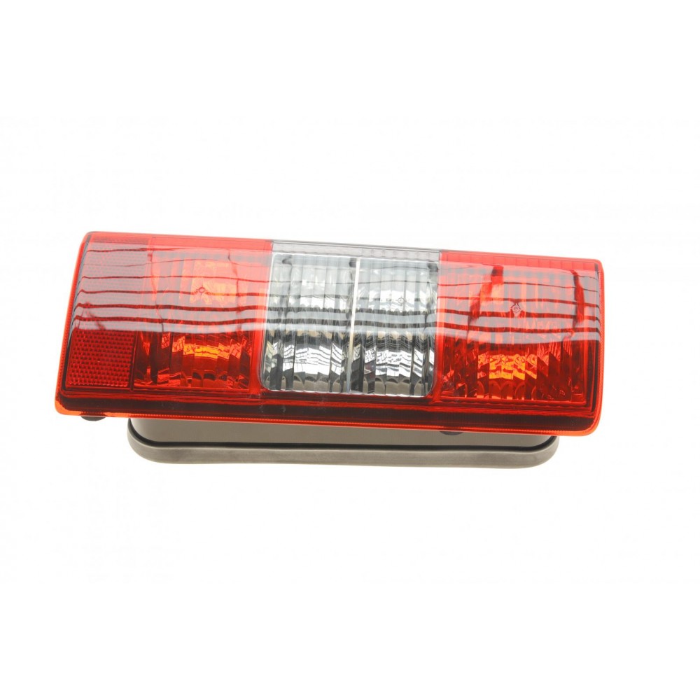 Ліхтар задній Opel Combo 1.6/1.7 DTI 01- (R)