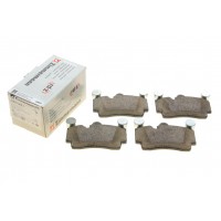Колодки гальмівні (задні) Audi Q7/VW Touareg 2.5D-6.0D 02- (Brembo)