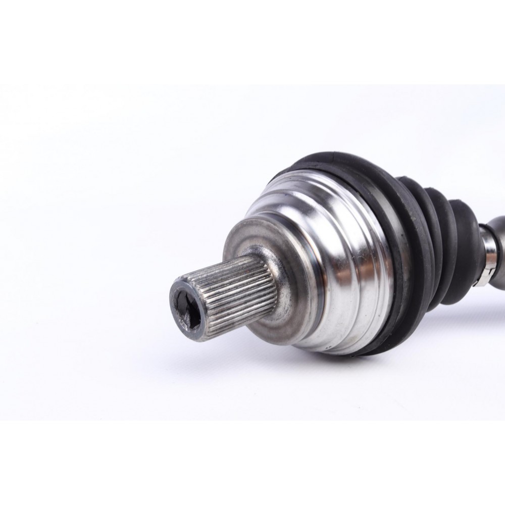 Піввісь (передня) VW Golf/Skoda Octavia 09- (R) (36x814)
