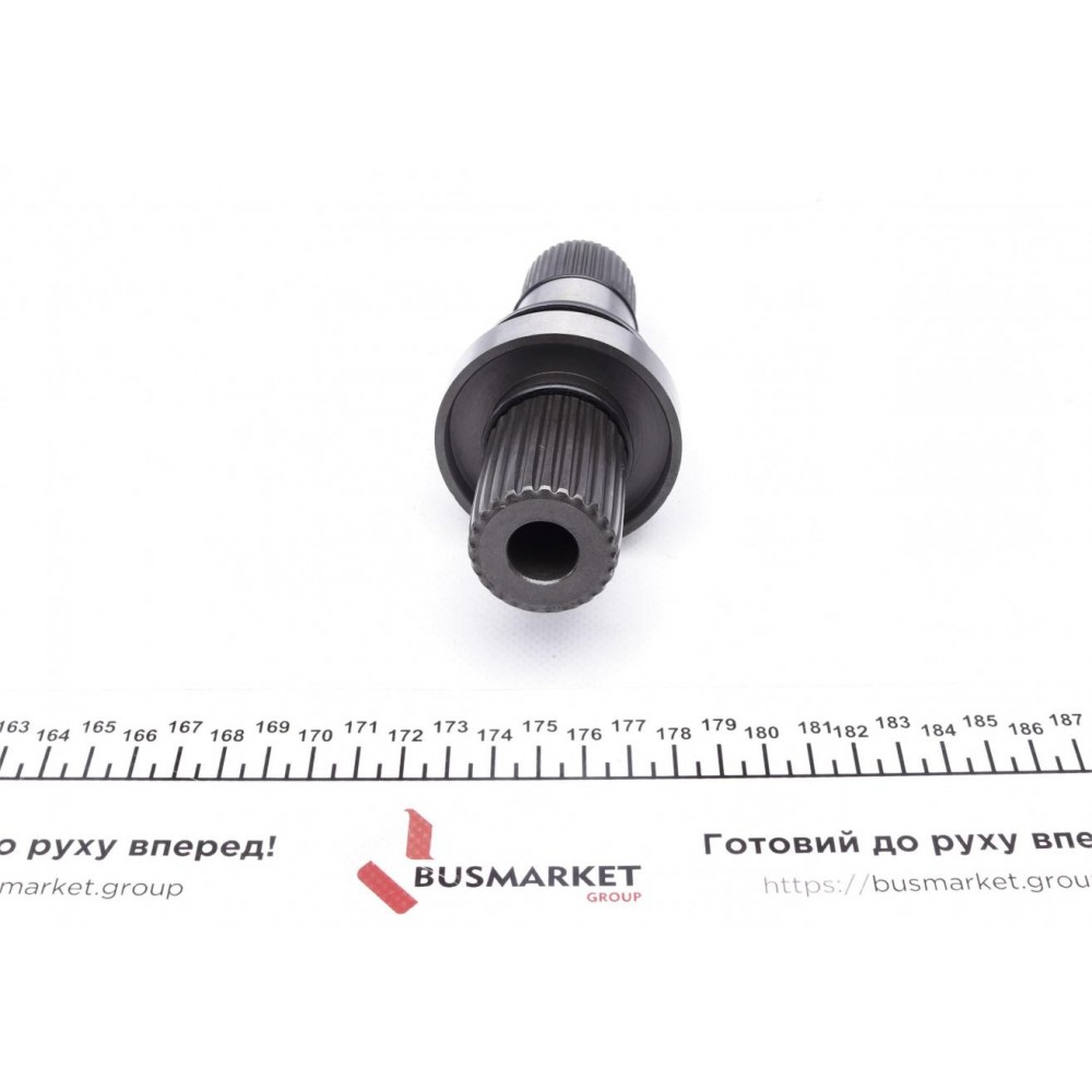 Фланець півосі (+сальник) VW T5 1.9/2.0 TDI 03-15 (R) (26x42x135.5)