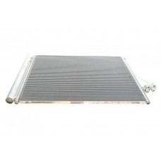 Радіатор кондиціонера BMW 7 (F01-F04) 09-15 N63/N74