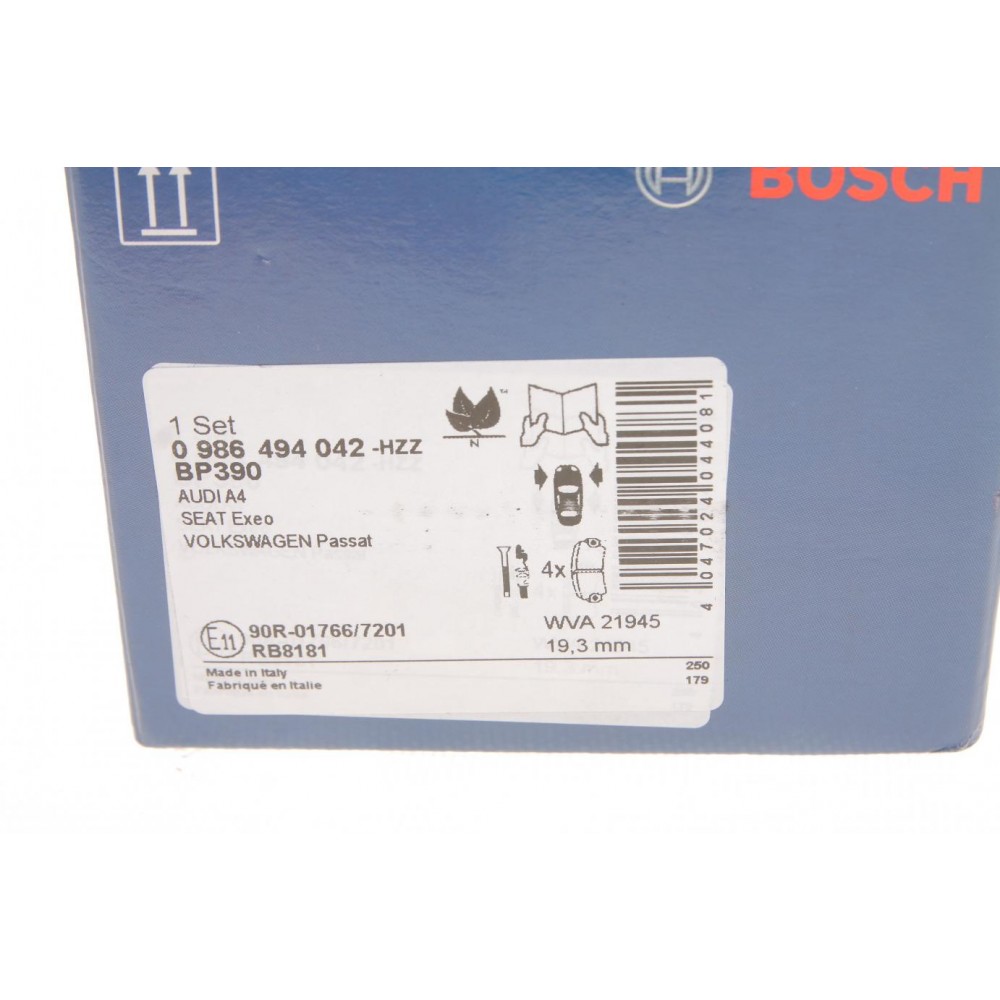 Колодки гальмівні (передні) Audi A4 94-08/Seat Exeo 08-13/VW Passat B5 96-00 (+датчики)