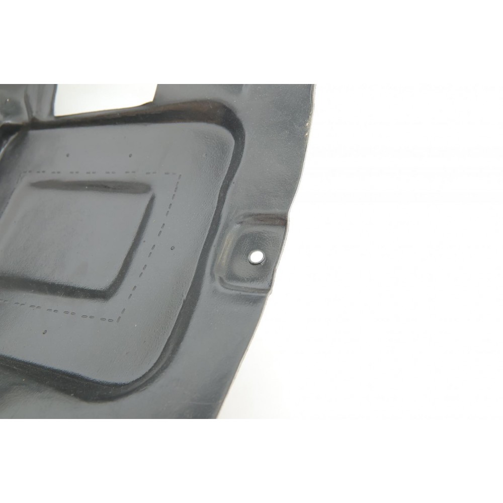 Підкрильник (передній/передня частина) BMW 3 (F30) 11-18 (L)