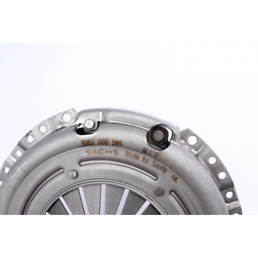 Корзина зчеплення Mitsubishi Colt/ Smart Forfour/Fortwo 04- (d=200mm)