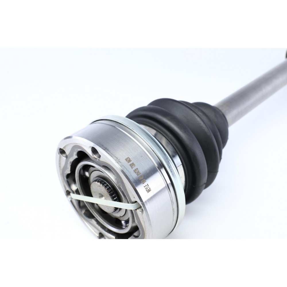 Піввісь (передня) Audi A3/Seat Leon/Skoda Octavia/VW Bora/Golf IV 1.9D 96-10 (L) (557mm)