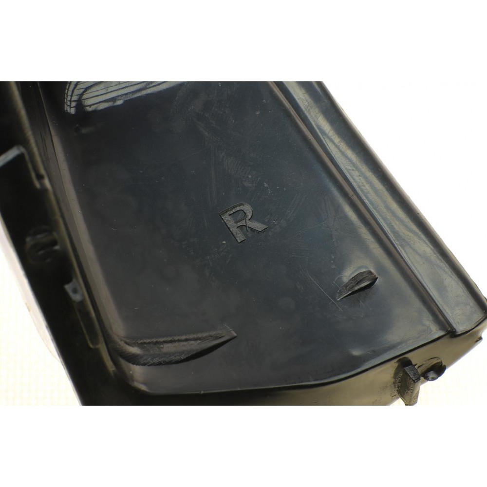 Повторювач повороту на дзеркало MB Sprinter/VW Crafter 06- (R) (0018229020)