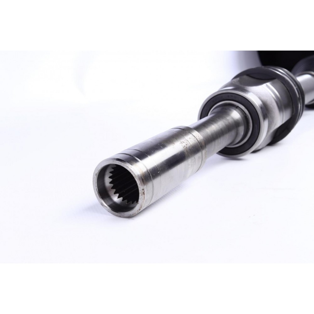 Піввісь Renault Laguna 1.8 16V 01- (R) (27x23x802)