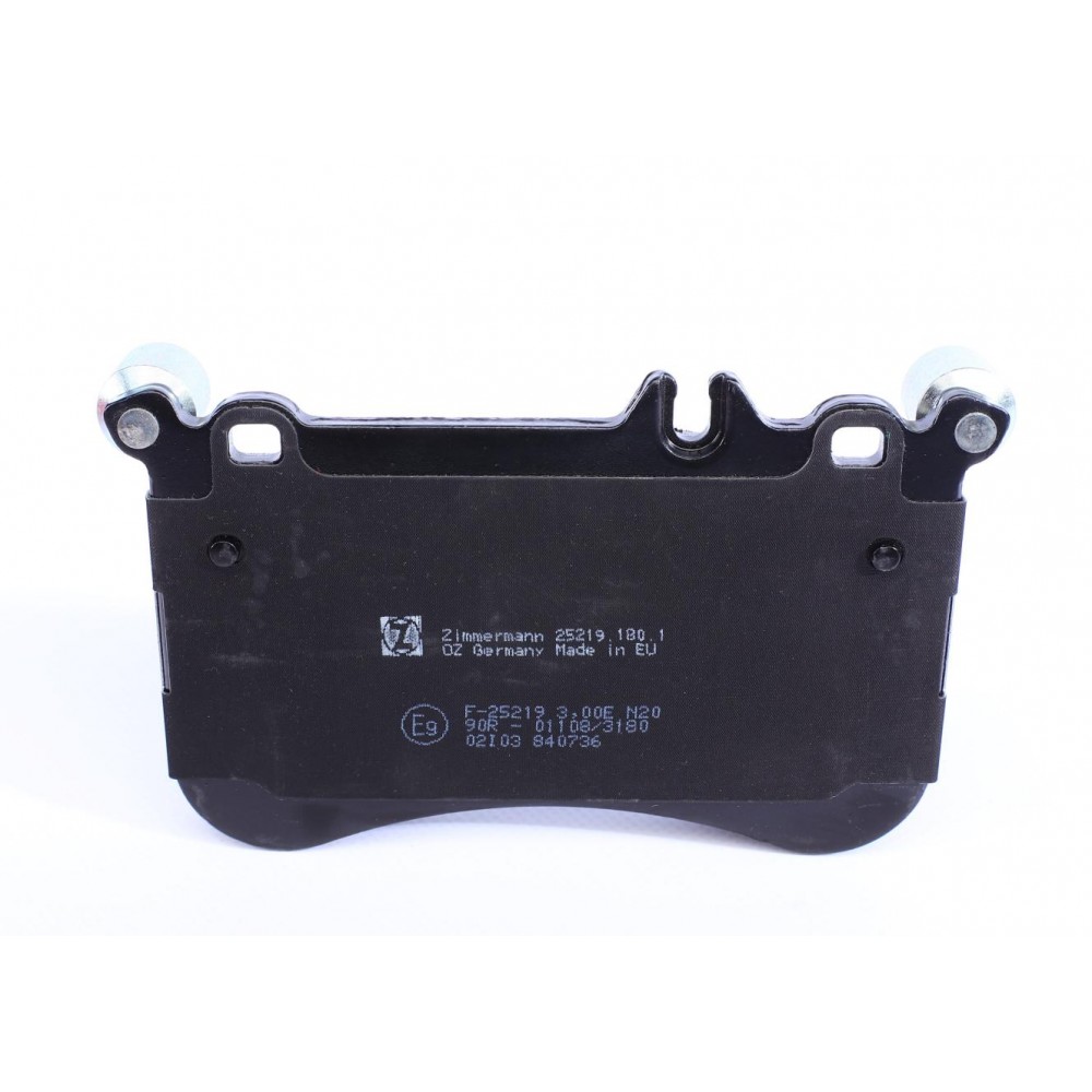 Колодки гальмівні (передні) MB E-class (W212/S212) 09- /S-class (W221/C216) 05-13 (Brembo)