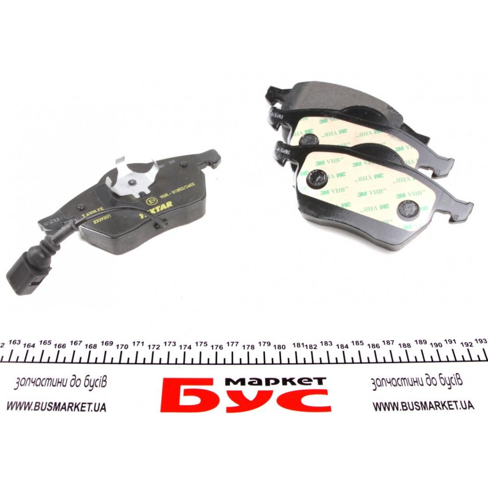 Колодки гальмівні (передні) Audi A3/VW Golf IV -03 (Teves) Q+ (з датчиком)