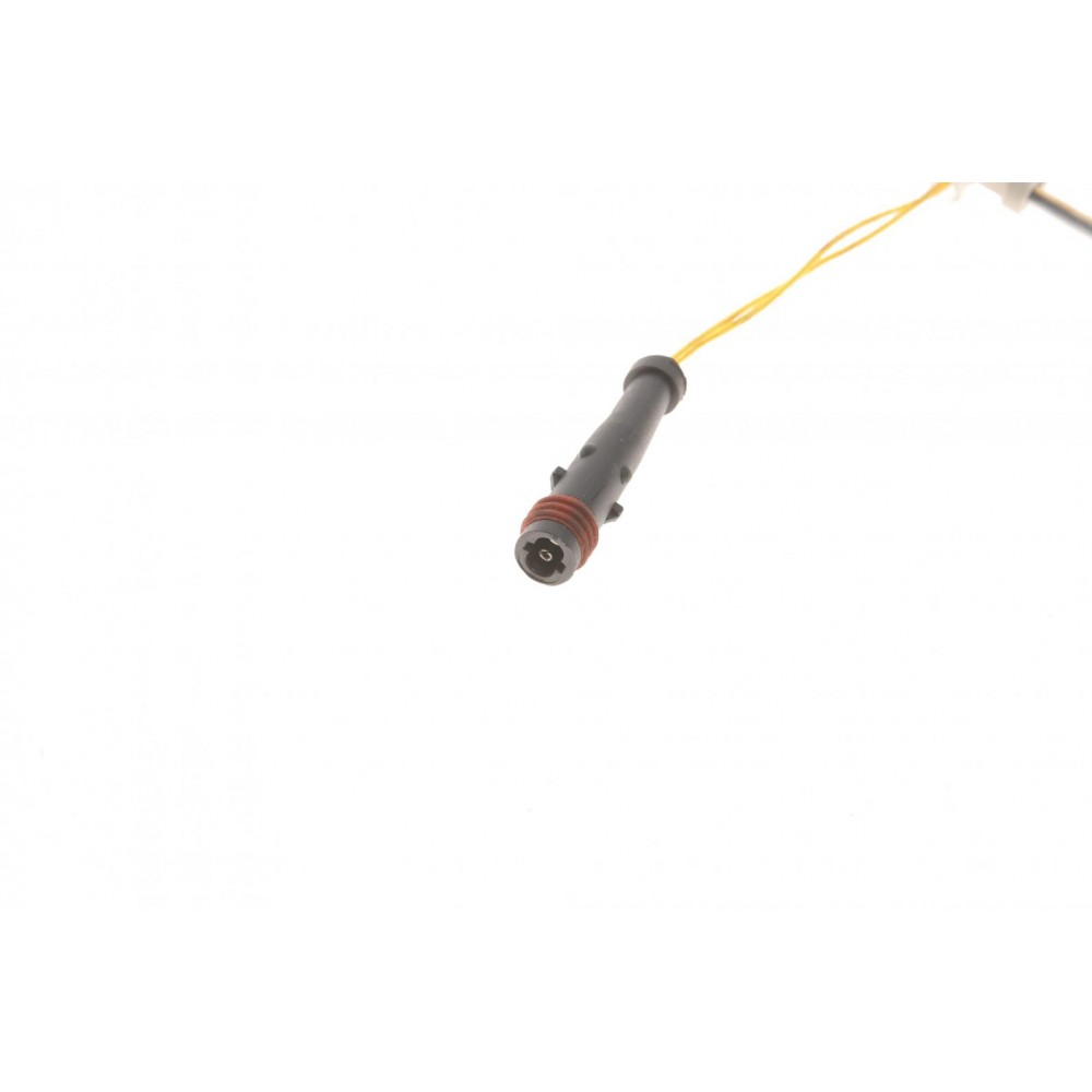 Колодки гальмівні (передні) MB E-class (W211/S211) 02-09 (+датчики) (з прижимною пластиною)