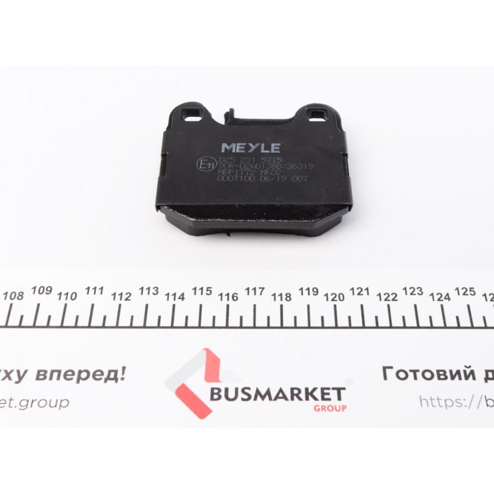 Колодки гальмівні (задні) MB M-class (W163) 2.3-5.4 98-05 (Brembo)