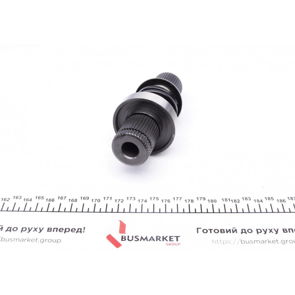 Фланець півосі (+сальник) VW T5 2.0 TDI 11-15 (R) (42x42x135.5)