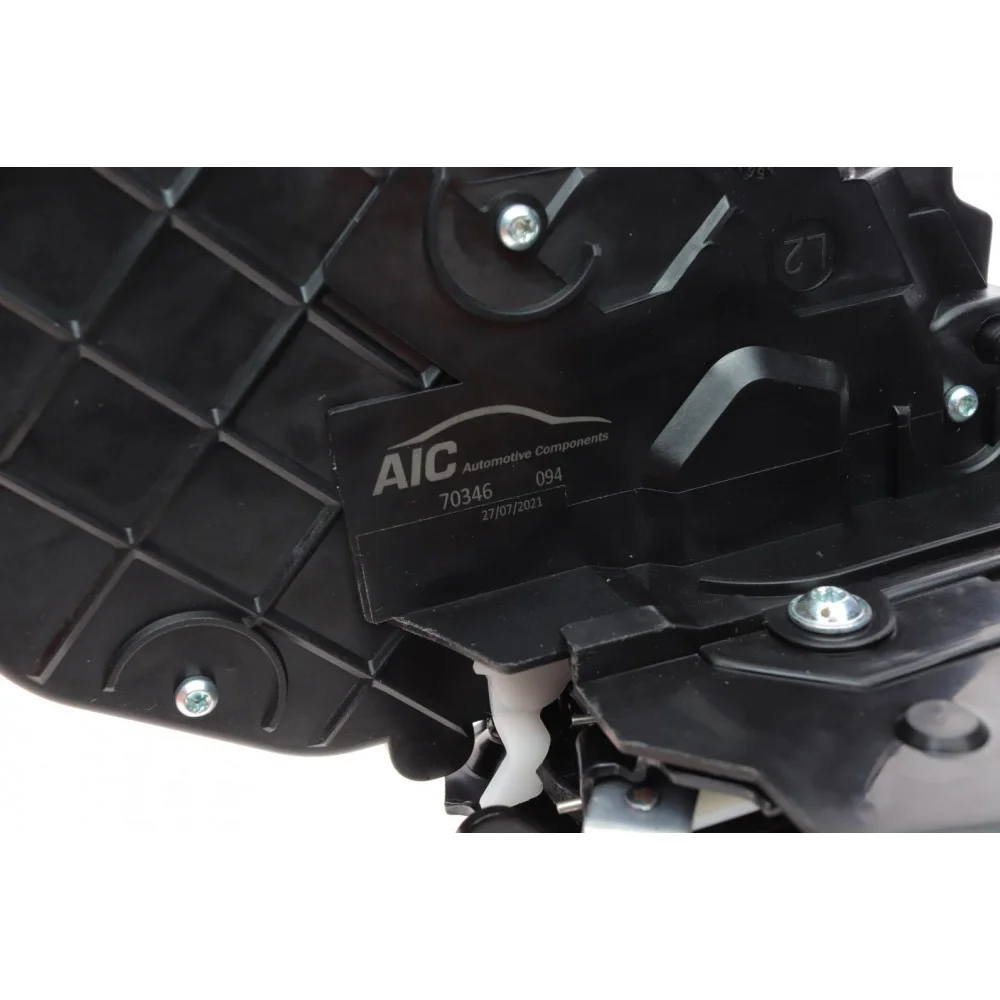 Замок дверей (задніх/L) Volvo C30/C70/S40/S80/V70/XC60/XC70 04-