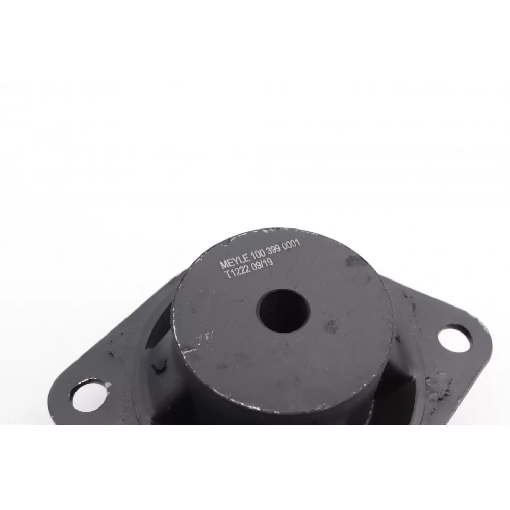 Подушка КПП Audi 100/200/80/90/VW Passat 1.6D-2.8 80-00