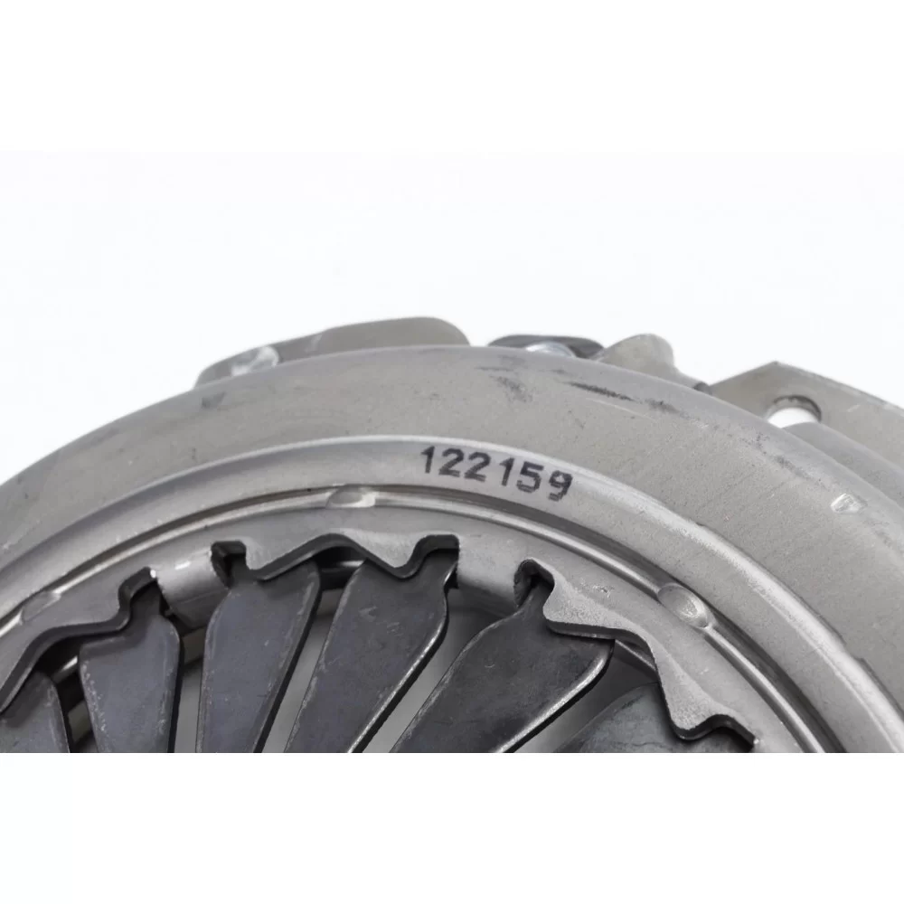 Комплект зчеплення Hyundai i30/Kia C'eed/Cerato 1.4/1.6i 04- (d=220mm) (+вижимний)